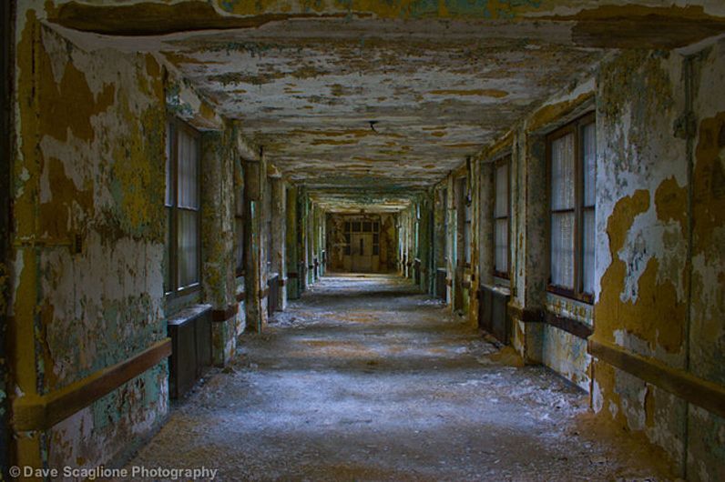 Paranormal Family Incorporated: The Haunted Asylum