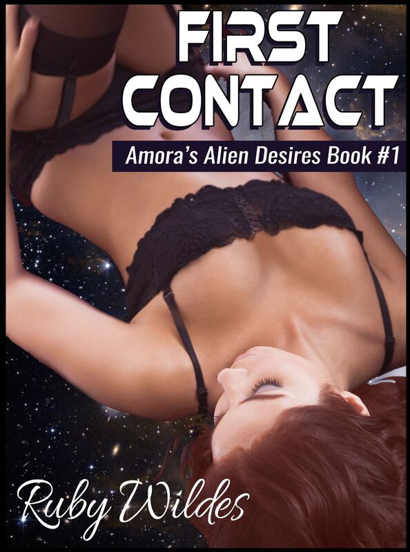 First Contact - Amora's Alien Desires #1