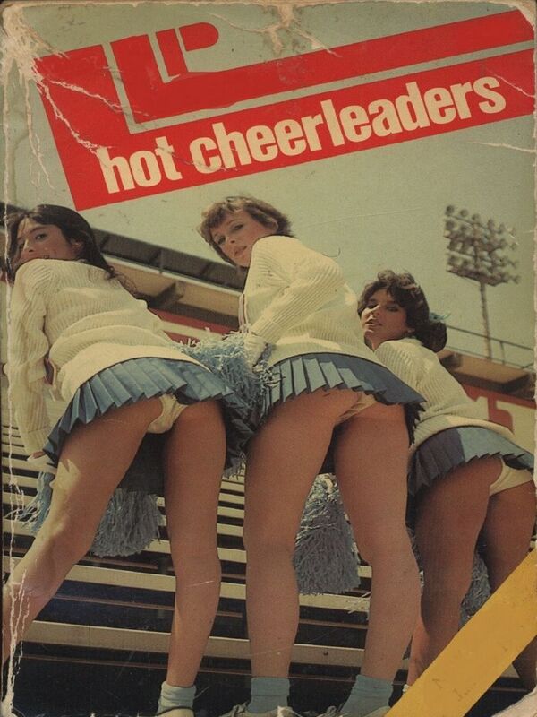 Hot Cheerleaders - Erotica