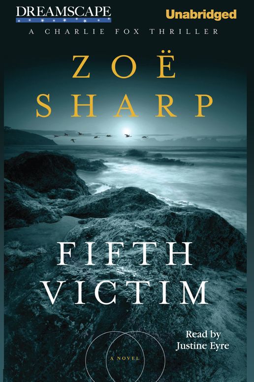 Fifth Victim: A Charlie Fox Thriller