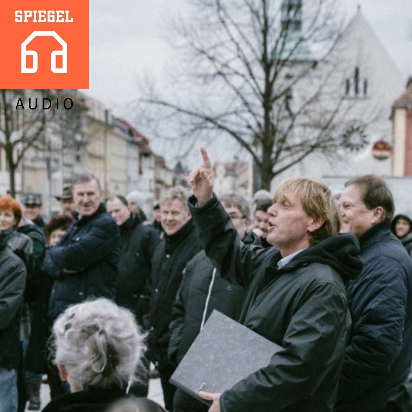 Pegida - Herr Preuß schreibt Geschichte : Außenseiter - Was treibt Menschen zu Pegida?