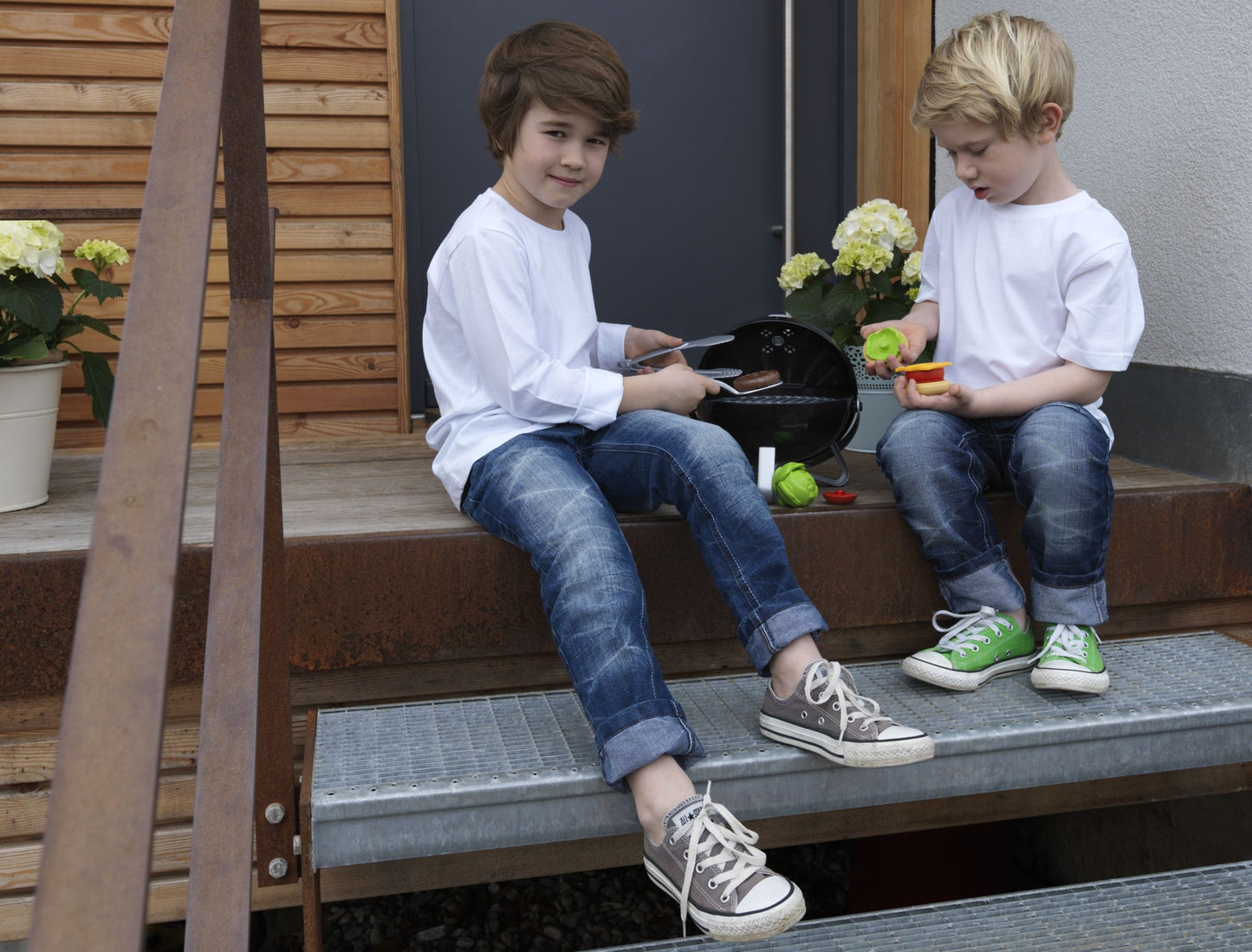 Theo Klein Weber Smokey Joe Pretend Play Grill