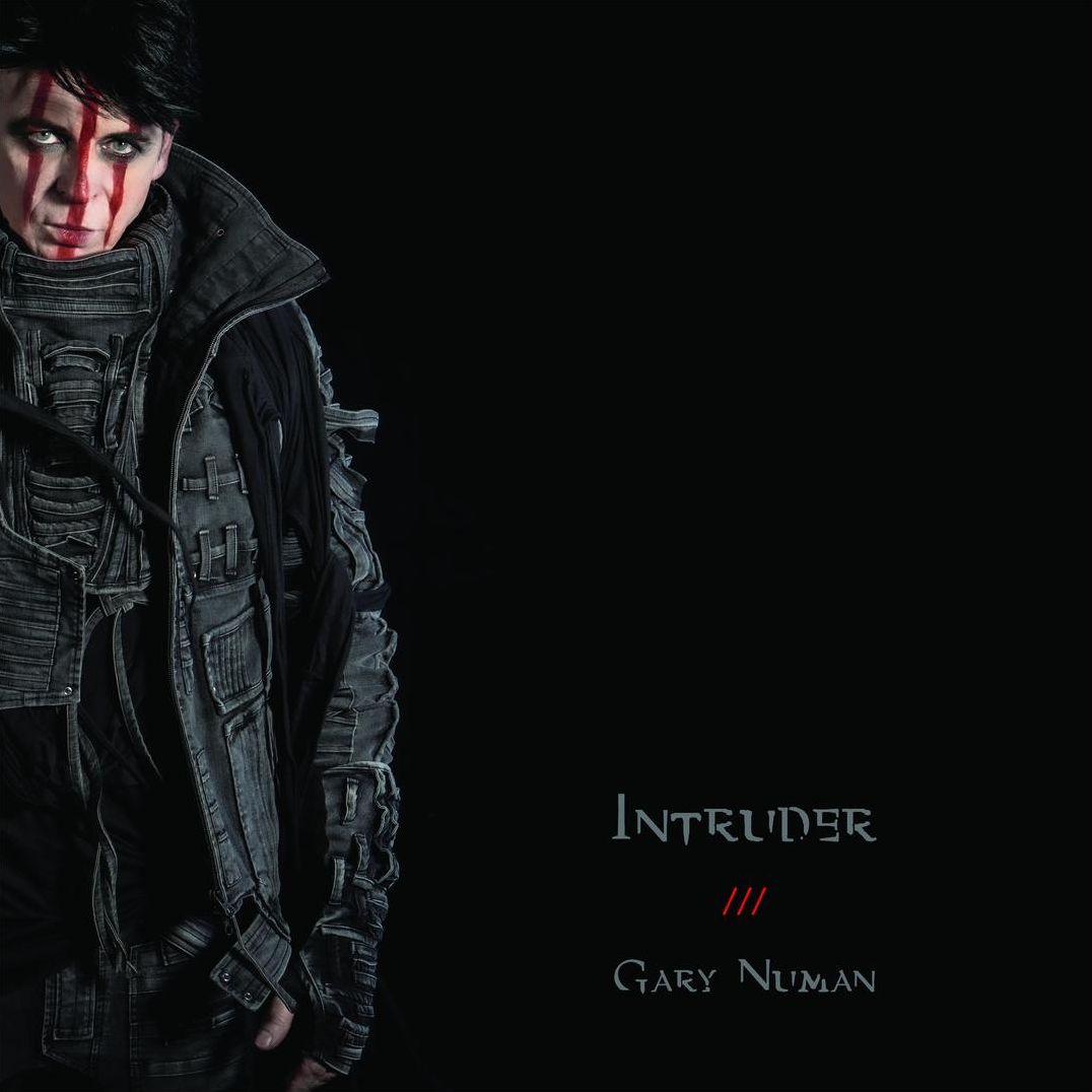 Intruder (Dlx)