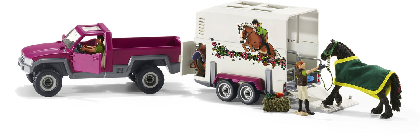 Pick up with horse trailer