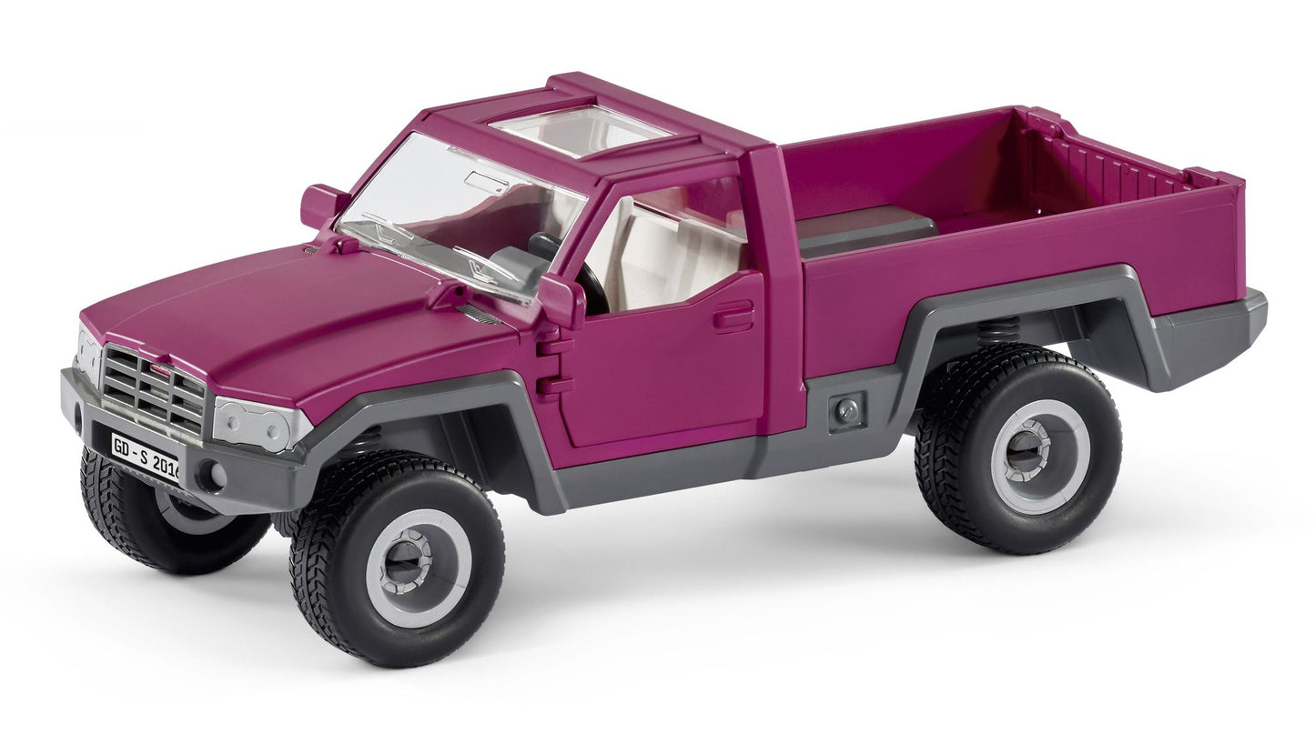 Pick up with horse trailer