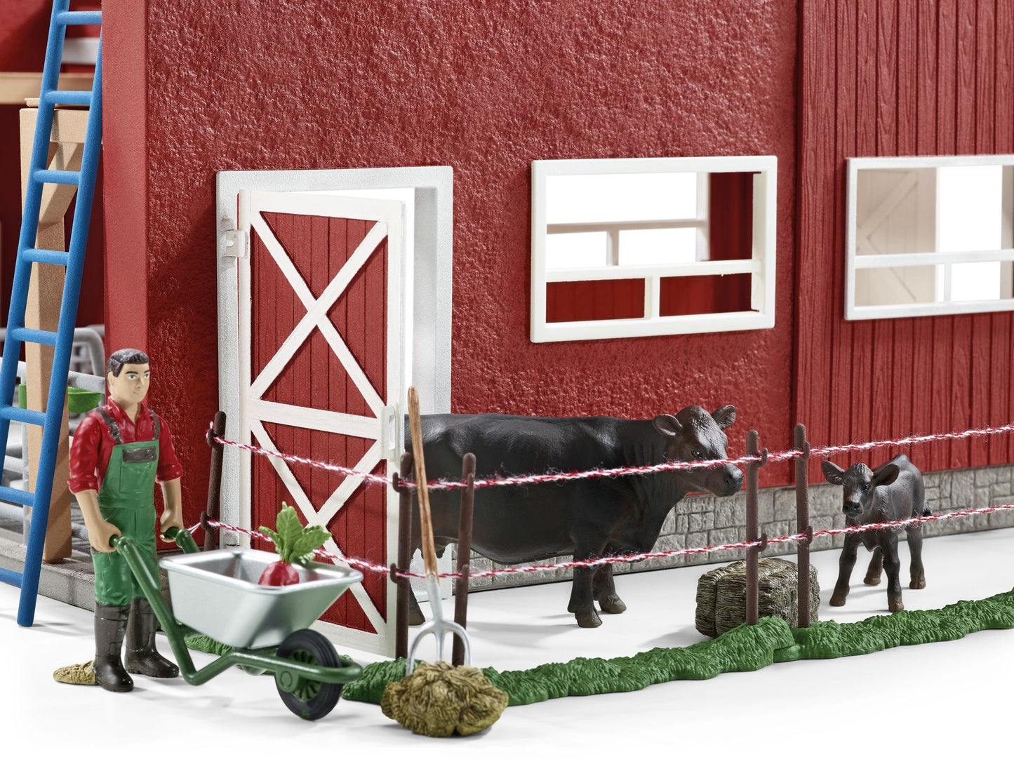Large Red Barn with Animals & Accessories