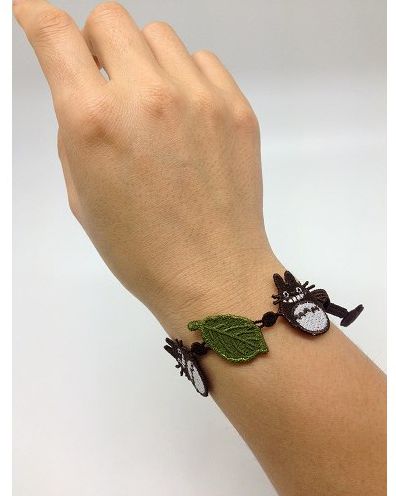 Lace Bracelet Totoro and Green Leaf