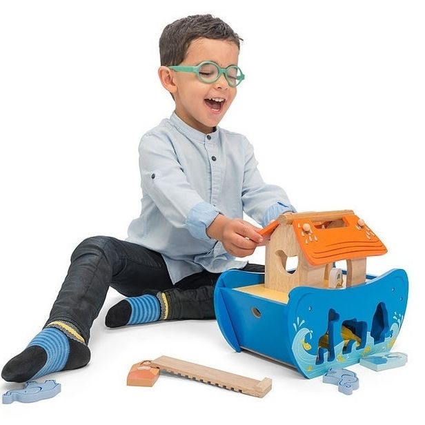 Le Toy Van TV212 Wooden Noah's Ark Shape Sorter New