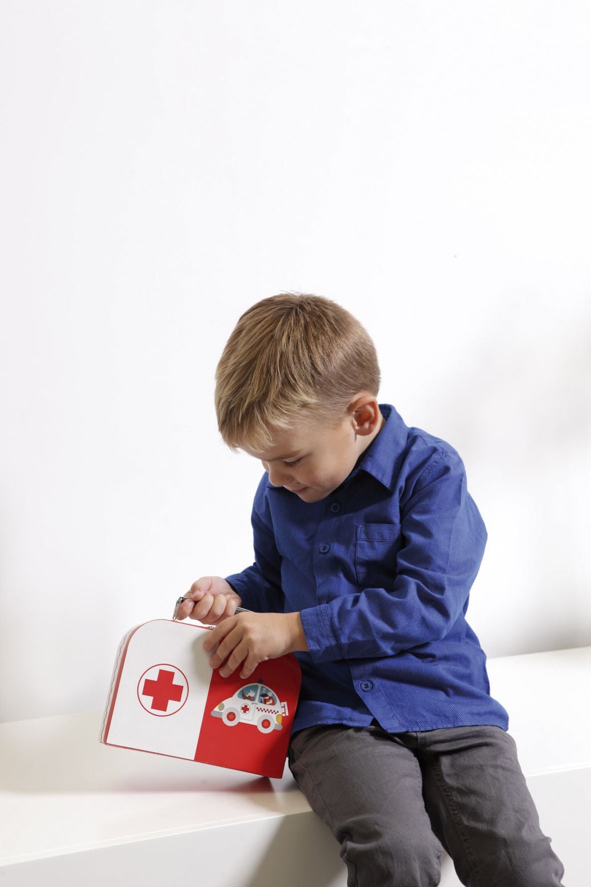 DOCTOR'S SUITCASE