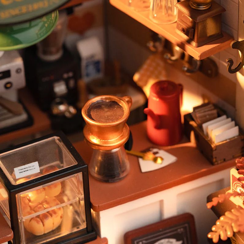 DIY Miniature House NO.17 Caf? Theme