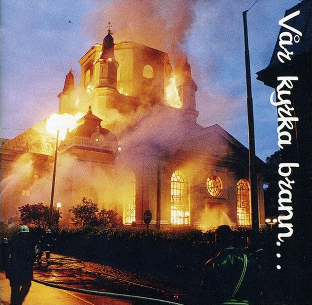 V?r kyrka Brann...