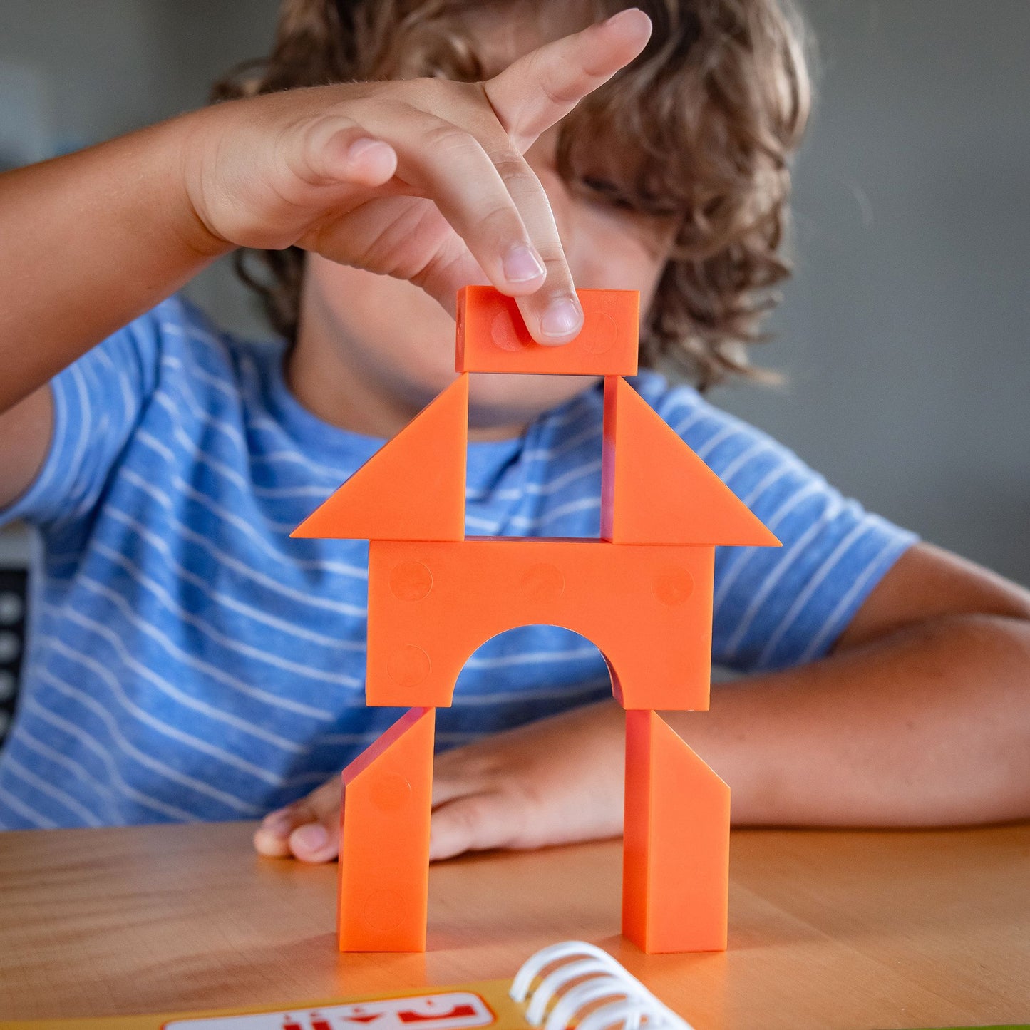 Equilibrio - Fun with Structures