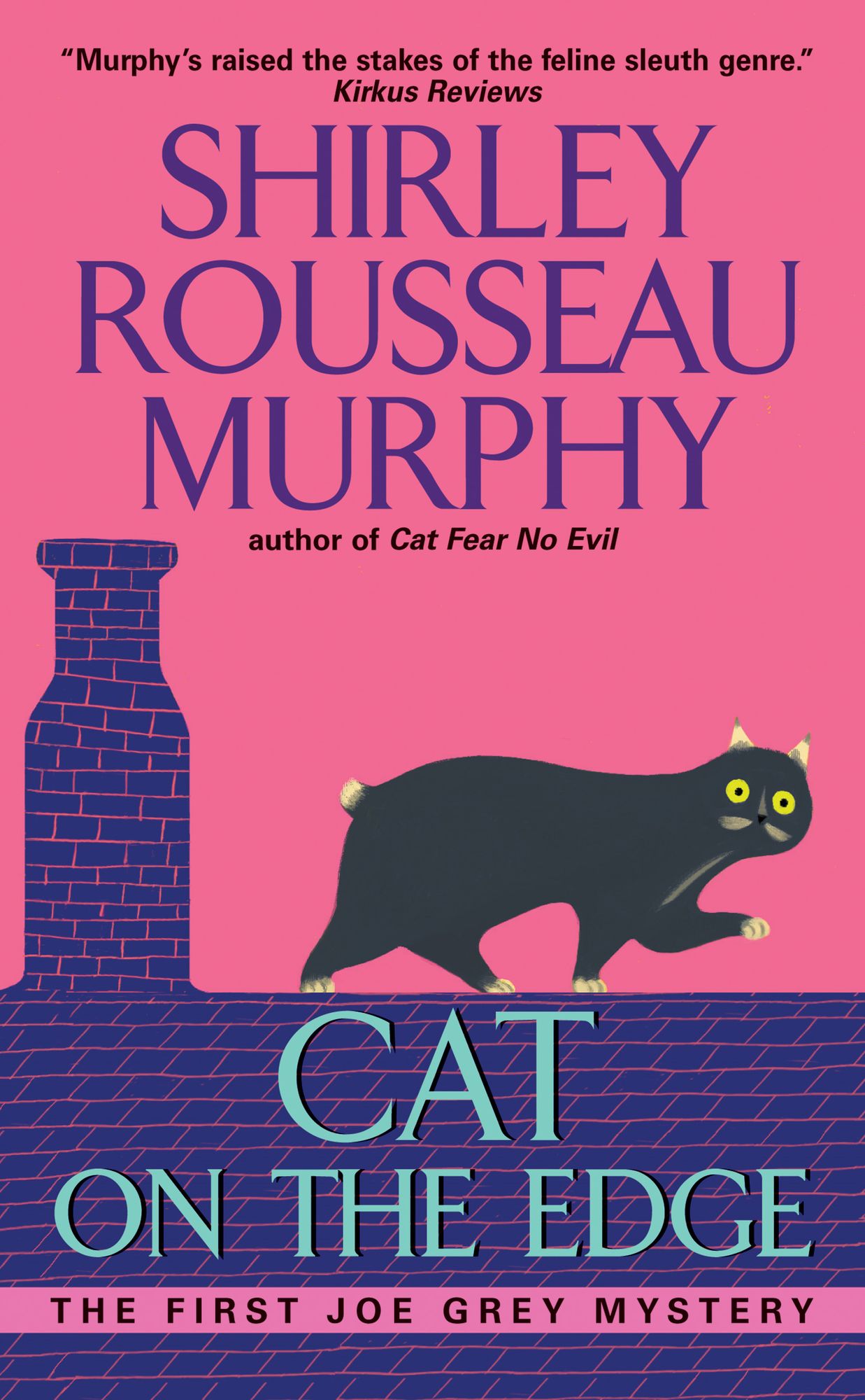 Cat on the Edge: A Joe Grey Mystery