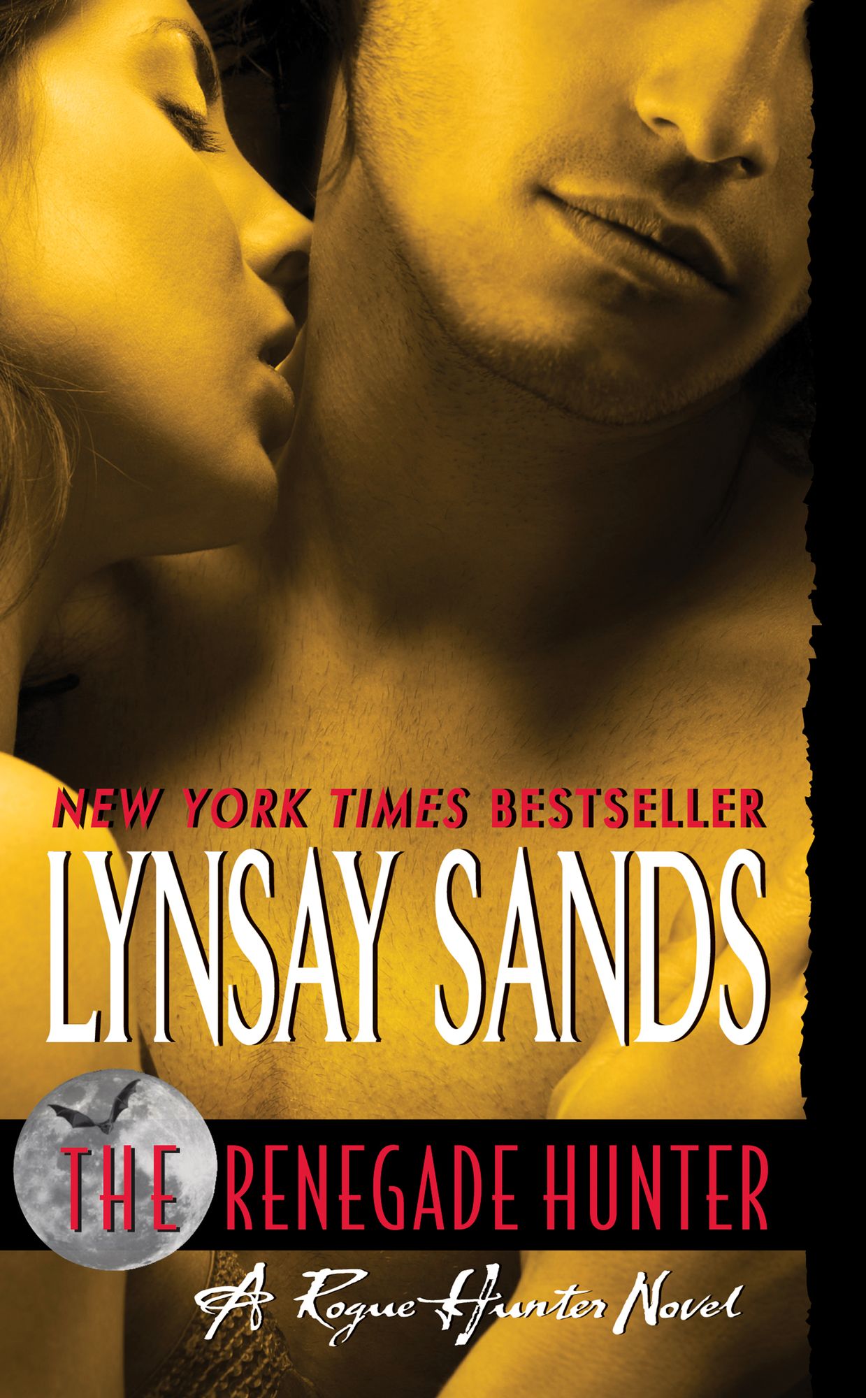 The Renegade Hunter (Argeneau Vampire Series #12)