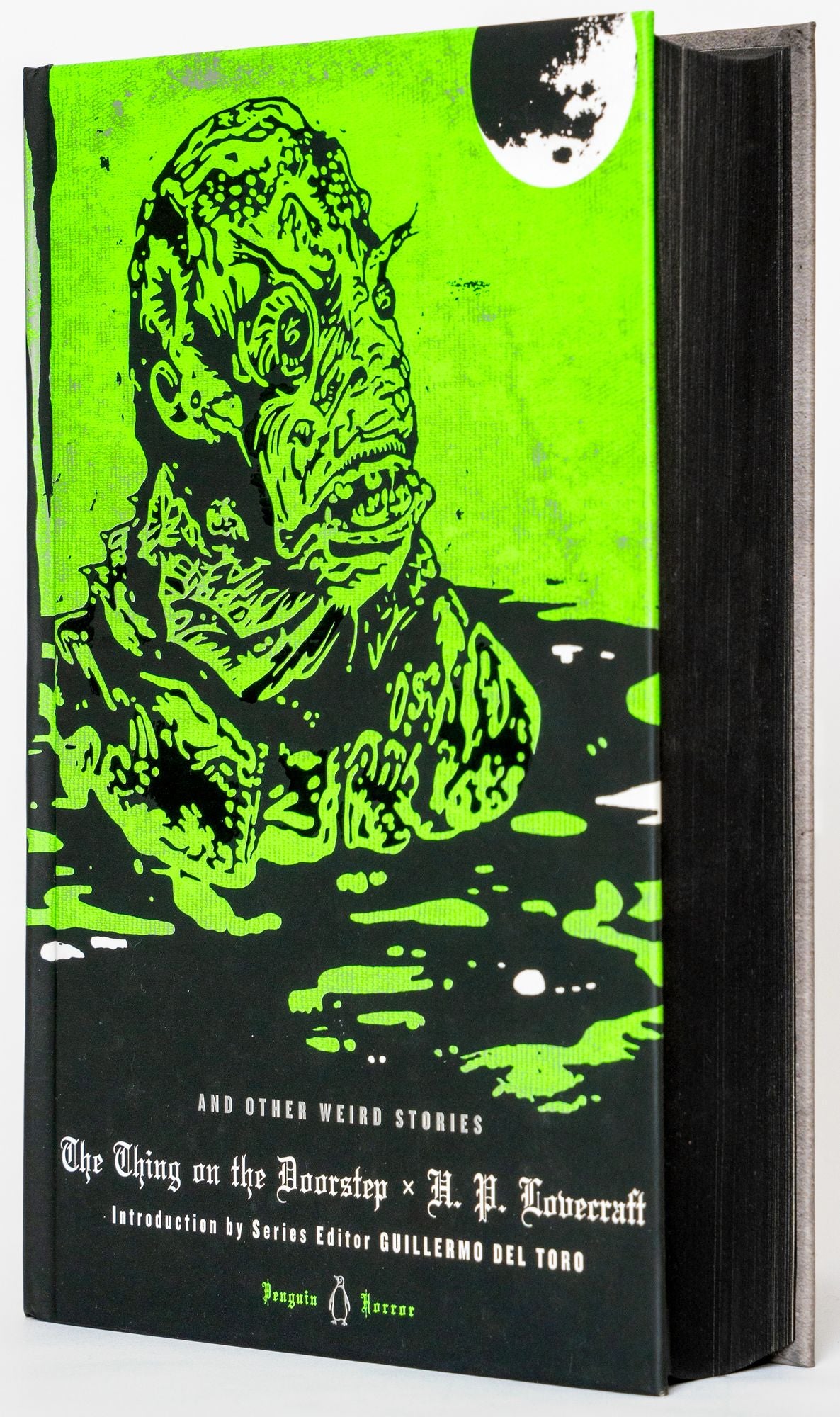 The Thing on the Doorstep and Other Weird Stories (Penguin Horror)