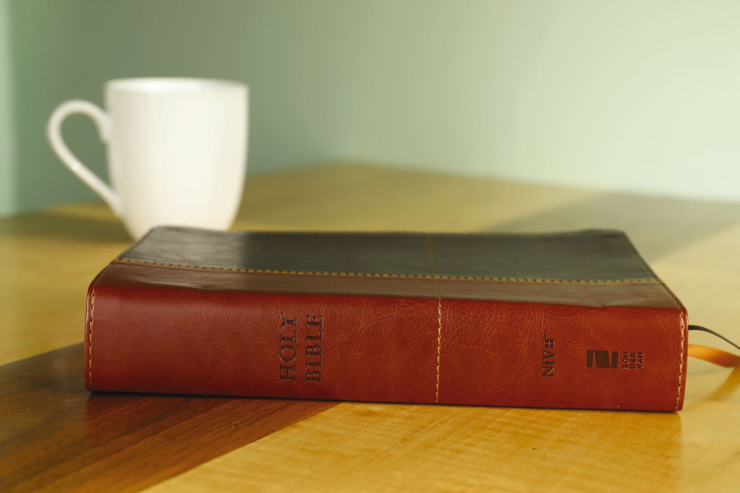 NIV, Personal Size Reference Bible, Large Print, Imitation Leather, Brown, Red Letter Edition, Comfort Print