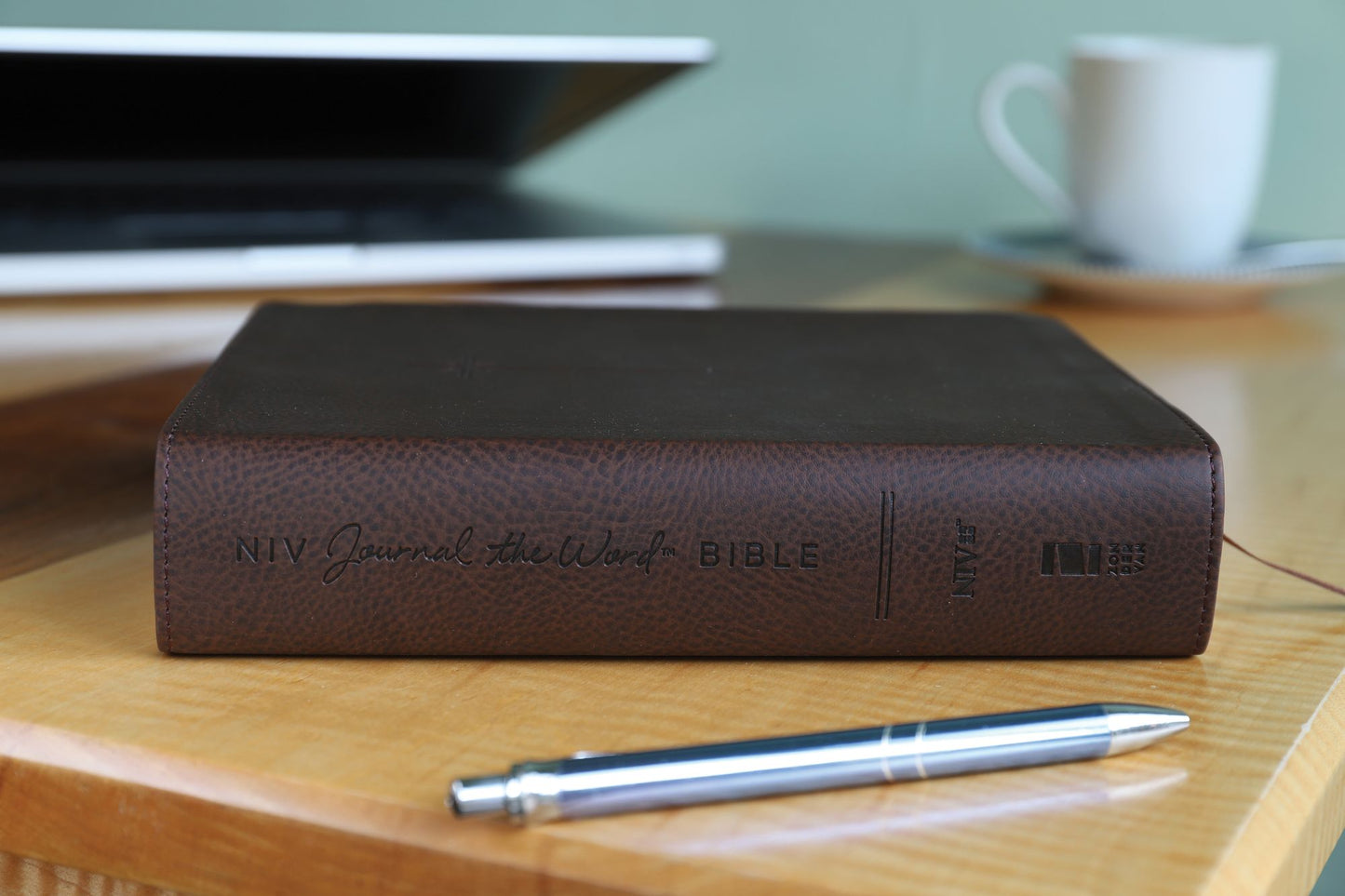 NIV, Journal the Word Bible, Imitation Leather, Brown, Red Letter Edition, Comfort Print: Reflect, Take Notes, or Create Art Next to Your Favorite Verses