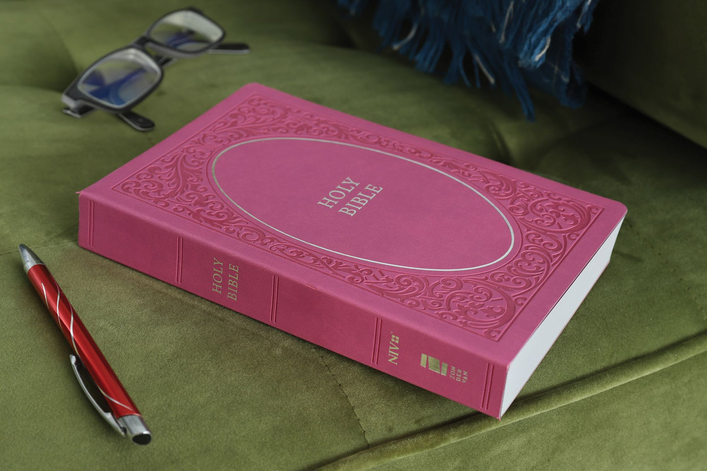 NIV, Holy Bible, Soft Touch Edition, Imitation Leather, Pink, Comfort Print