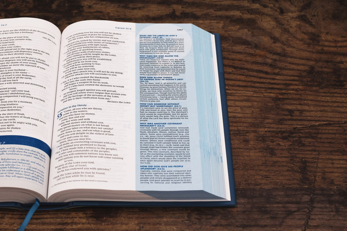 Niv, Quest Study Bible, Hardcover, Comfort Print: The Only Q and A Study Bible