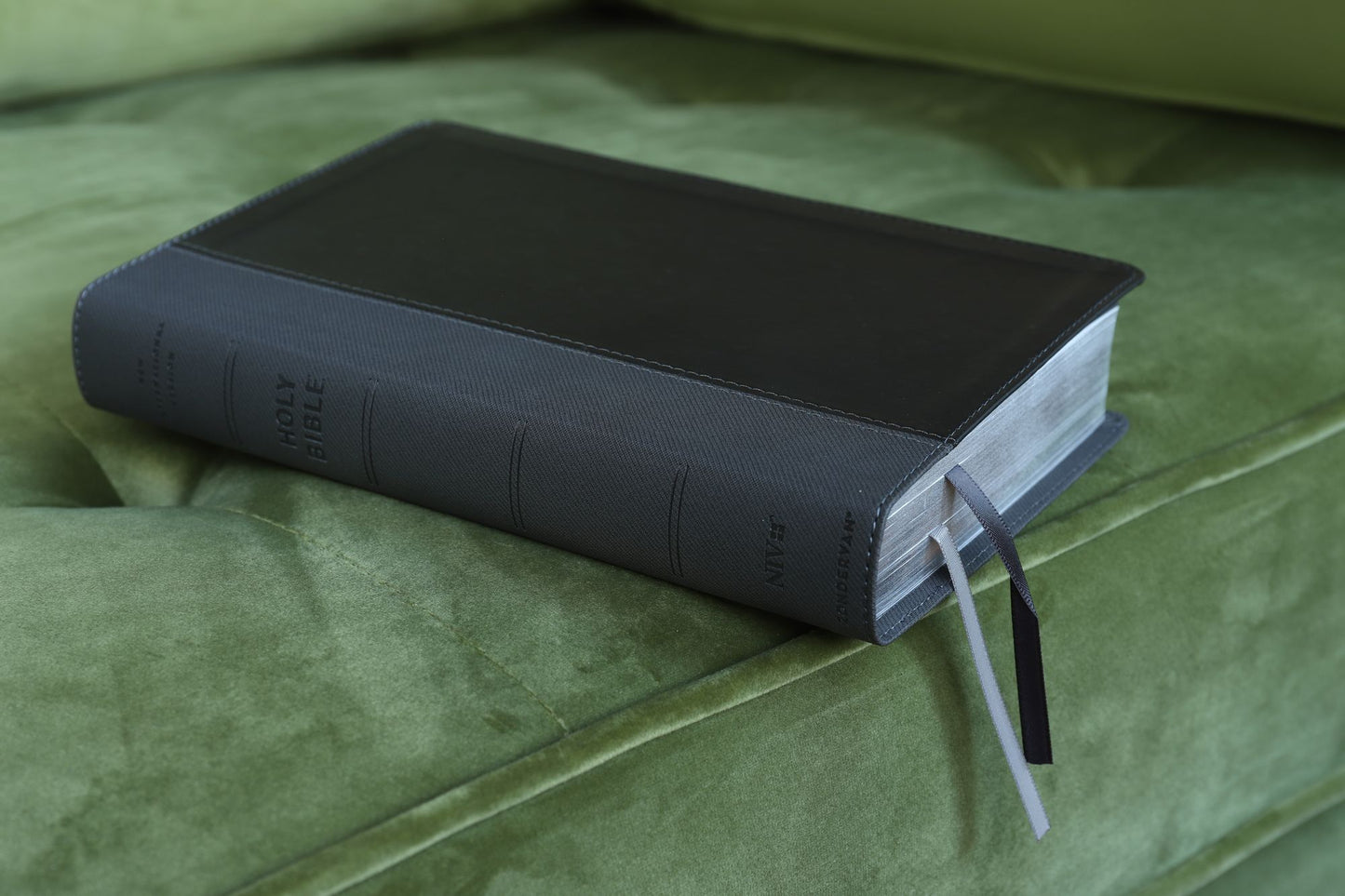 Holy Bible : New International Version, Personal Size Bible, Large Print, Leathersoft, Black, Comfort Print, Red Letter Edition