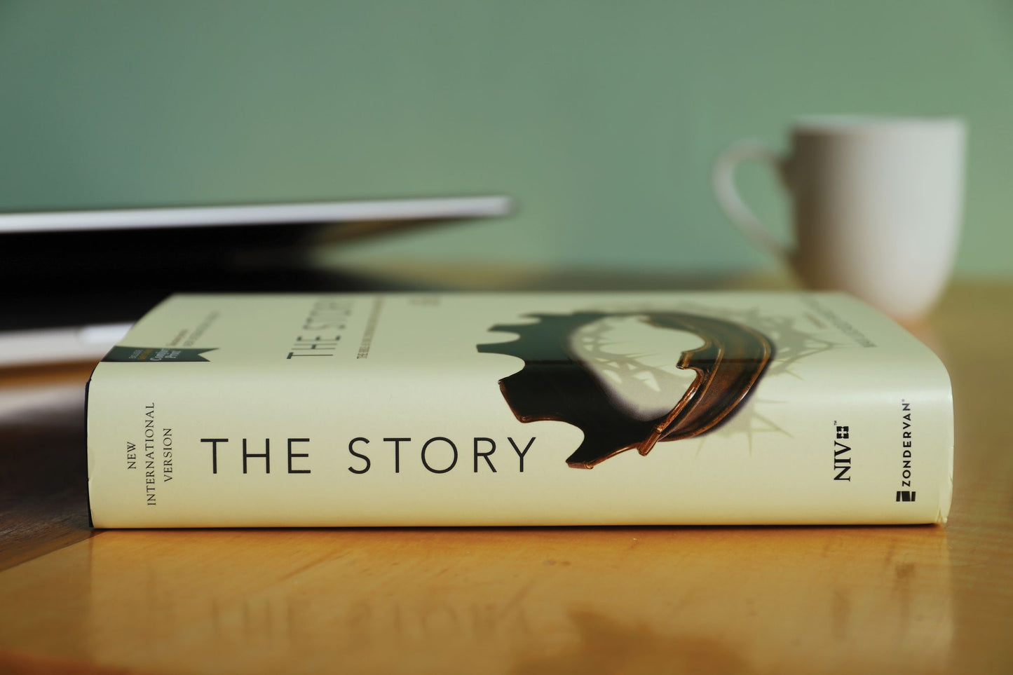 NIV, The Story, Hardcover, Comfort Print: The Bible as One Continuing Story of God and His People