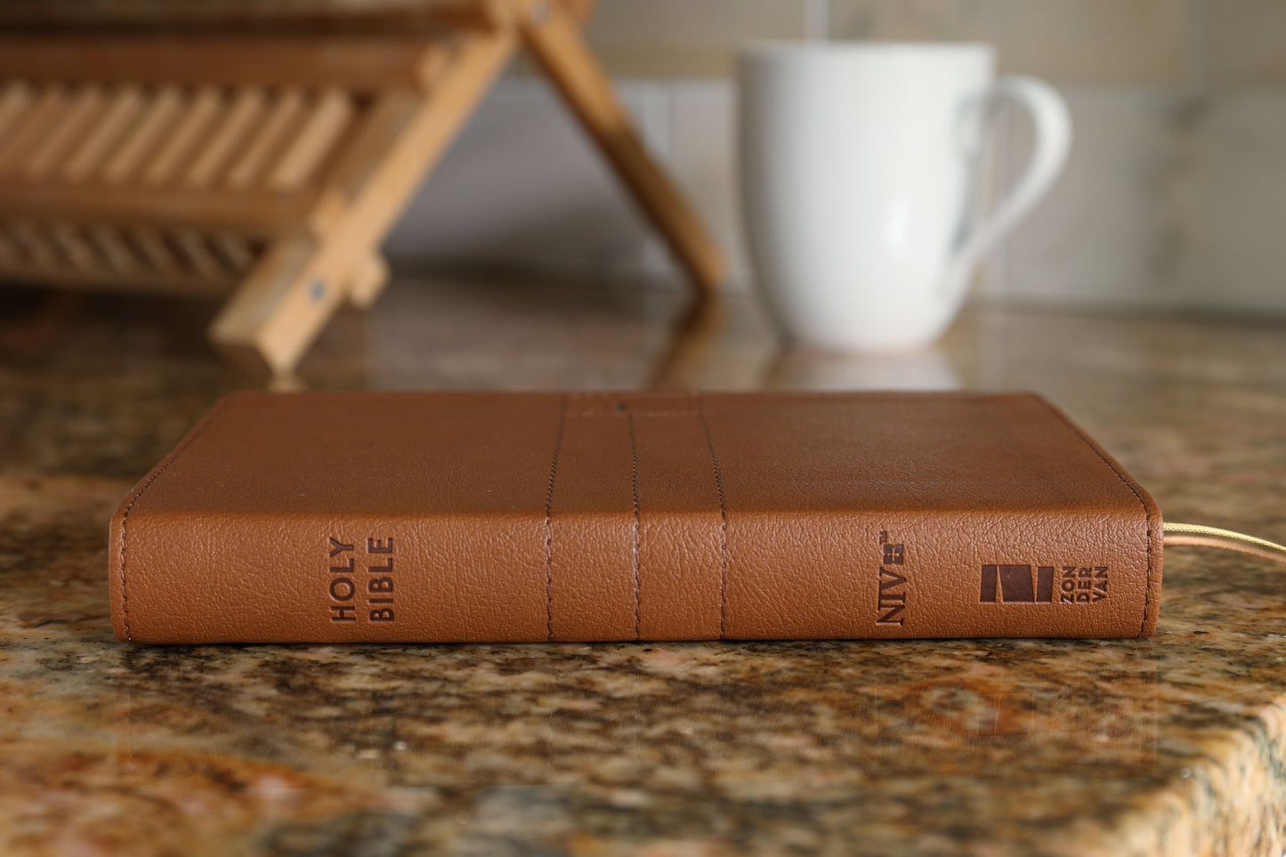 Niv, Thinline Bible, Compact, Leathersoft, Brown, Red Letter, Comfort Print