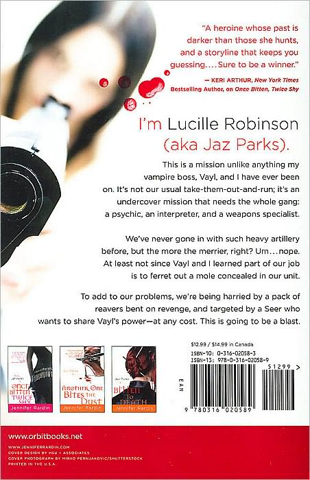 Biting the Bullet (Jaz Parks Series #3)