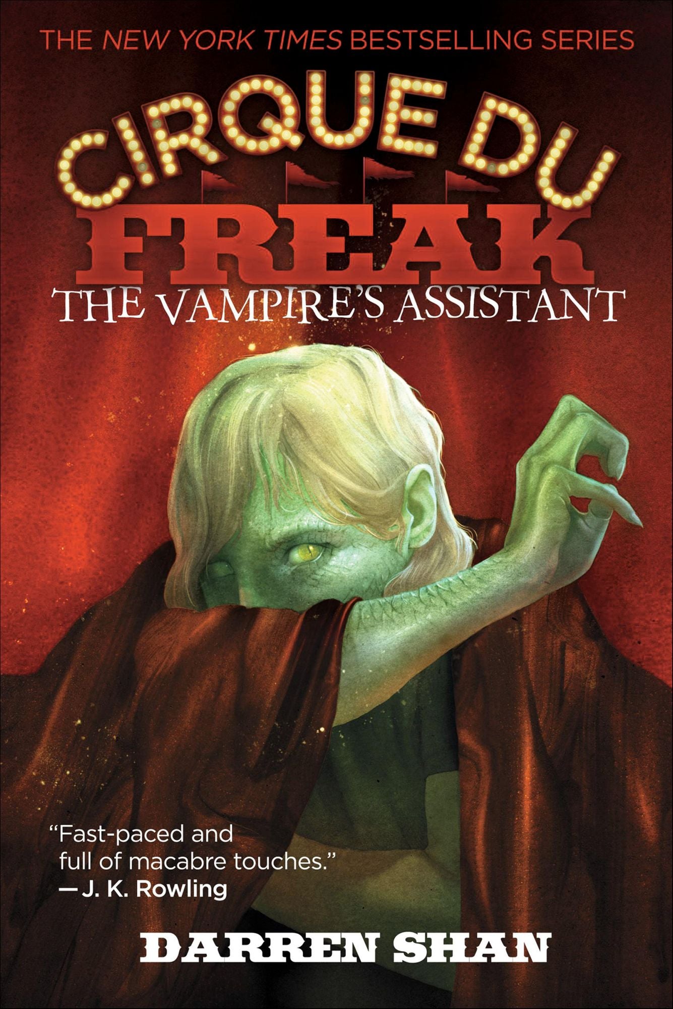 The Vampire's Assistant (Cirque Du Freak Series #2)