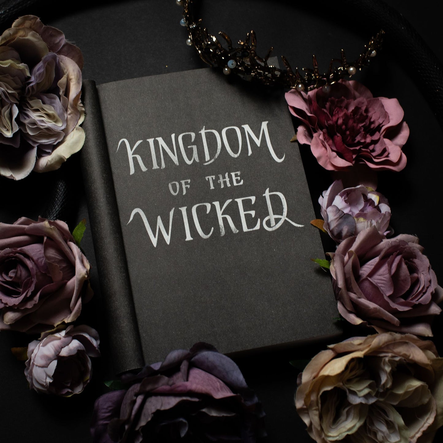 Kingdom of the Wicked (Kingdom of the Wicked Series #1)