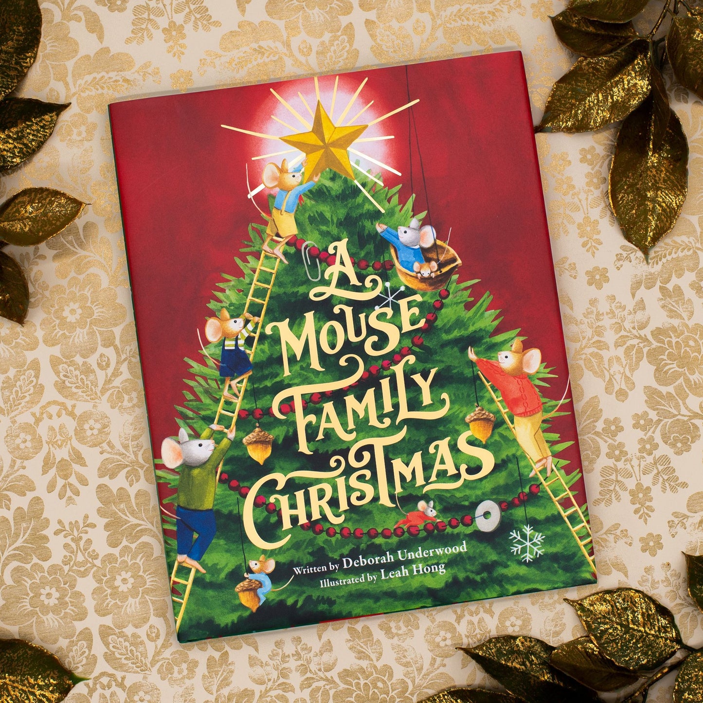 A Mouse Family Christmas