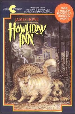 Howliday Inn (Bunnicula Series)