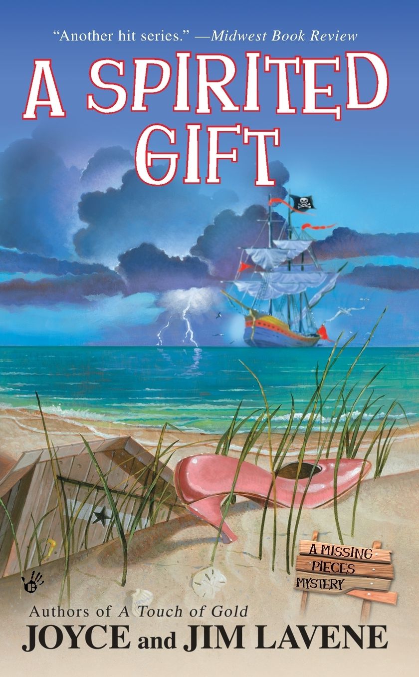 A Spirited Gift (Missing Pieces Mystery Series #3)