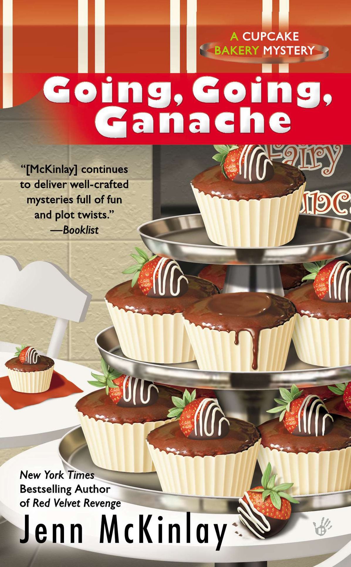 Going, Going, Ganache (Cupcake Bakery Mystery Series #5)
