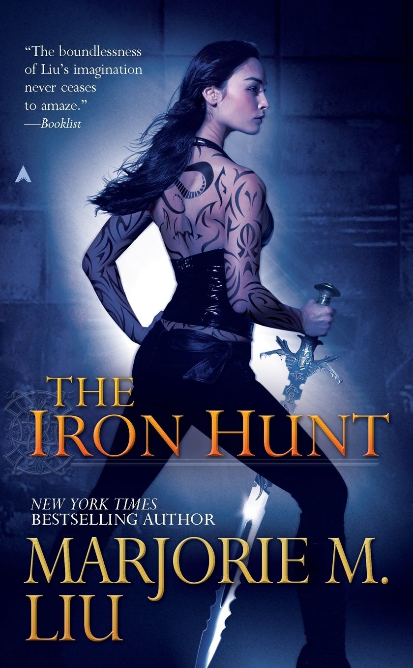 The Iron Hunt (Hunter Kiss Series #1)