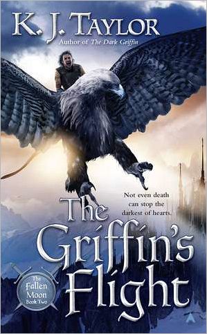 The Griffin's Flight (Fallen Moon Series #2)