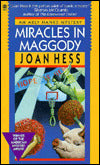 Miracles in Maggody (Arly Hanks Series #9)