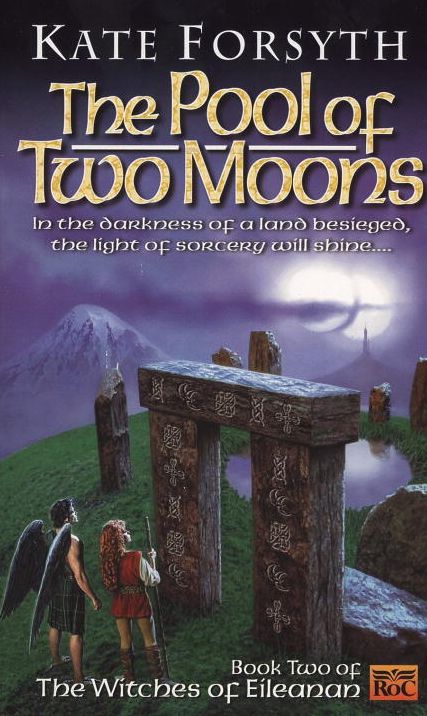 The Pool of Two Moons: Witches of Eileanen Book 2