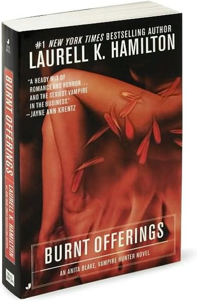 Burnt Offerings (Anita Blake Vampire Hunter Series #7)
