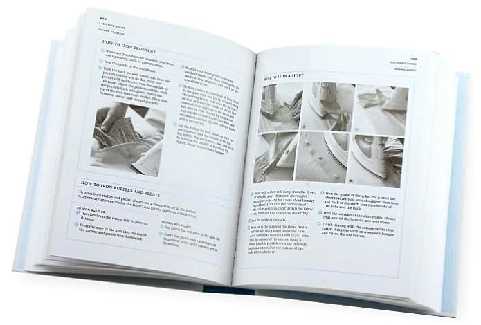 Martha Stewart's Homekeeping Handbook: The Essential Guide for Caring for Everything in Your Home