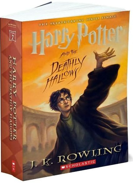 Harry Potter and the Deathly Hallows (Harry Potter Series #7)