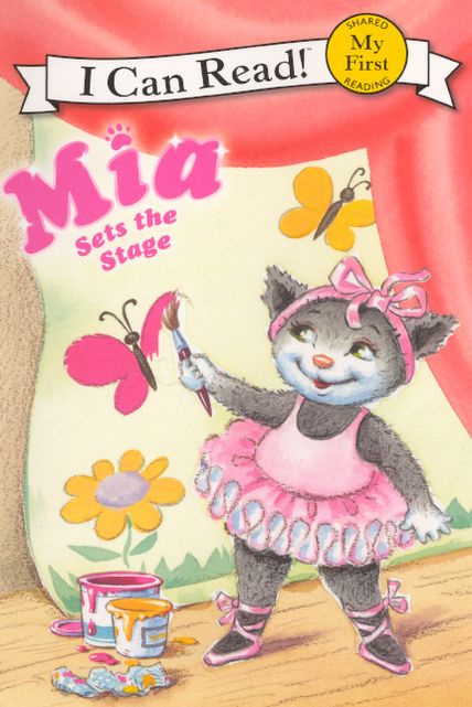 Mia Sets the Stage (Turtleback School & Library Binding Edition)