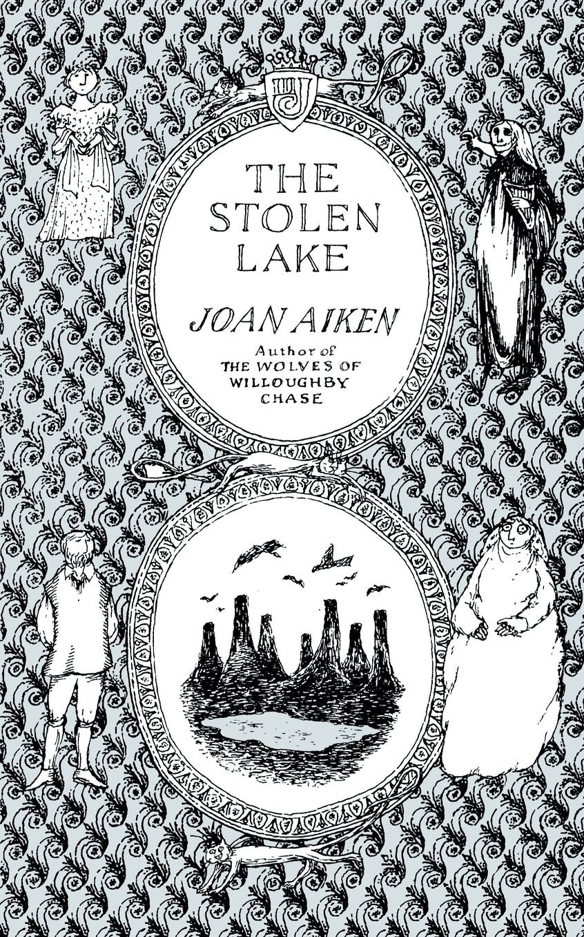 The Stolen Lake (Wolves Chronicles Series #4)