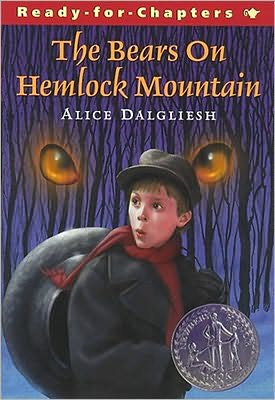 The Bears on Hemlock Mountain (Ready-for-Chapters Series)