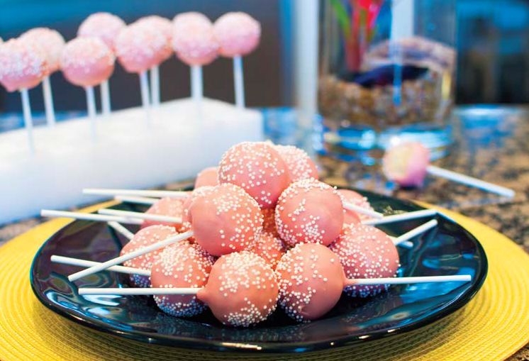 Top Secret Recipes Step-by-Step: Secret Formulas with Photos for Duplicating Your Favorite Famous Foods at Home