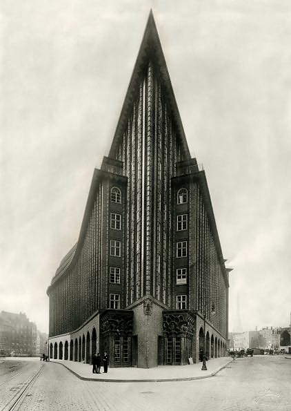 The Future of Architecture Since 1889