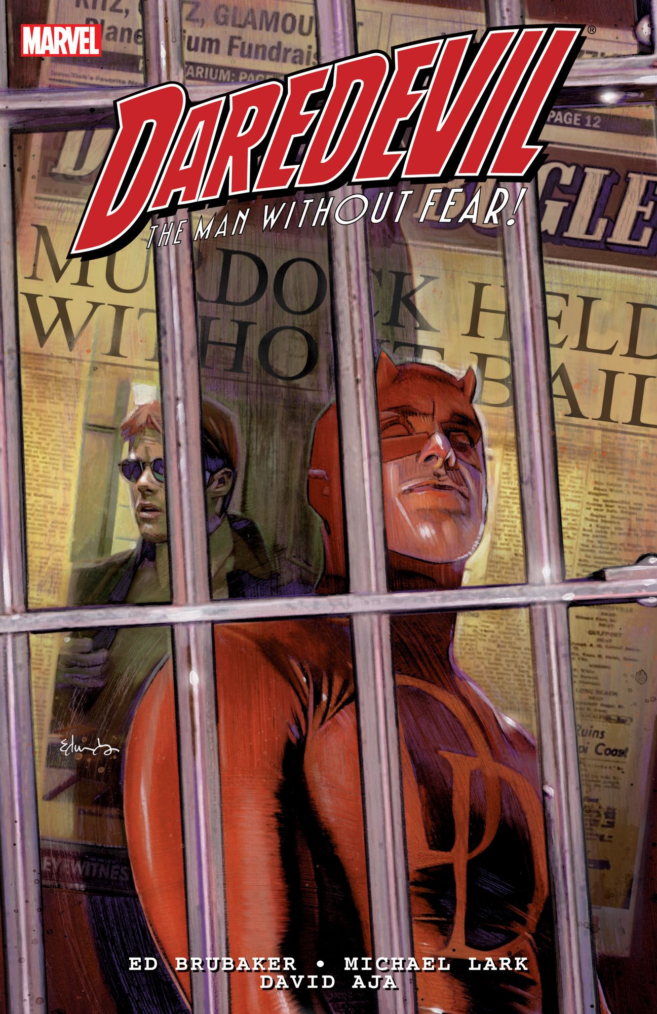 DAREDEVIL BY ED BRUBAKER & MICHAEL LARK ULTIMATE COLLECTION - BOOK 1