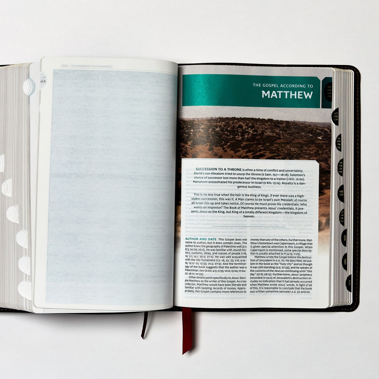 NKJV Study Bible, Imitation Leather, Black, Full-Color, Red Letter Edition, Indexed, Comfort Print: The Complete Resource for Studying God's Word
