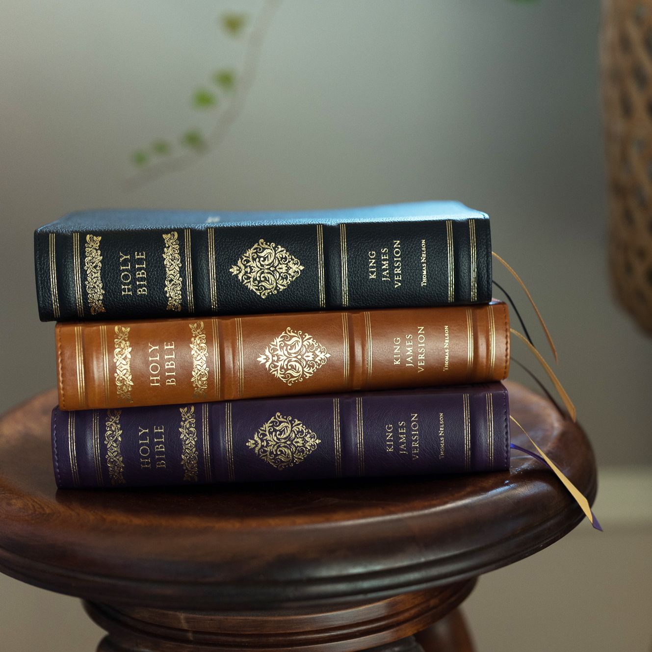 Kjv, Sovereign Collection Bible, Personal Size, Leathersoft, Purple, Red Letter Edition, Comfort Print: Holy Bible, King James Version