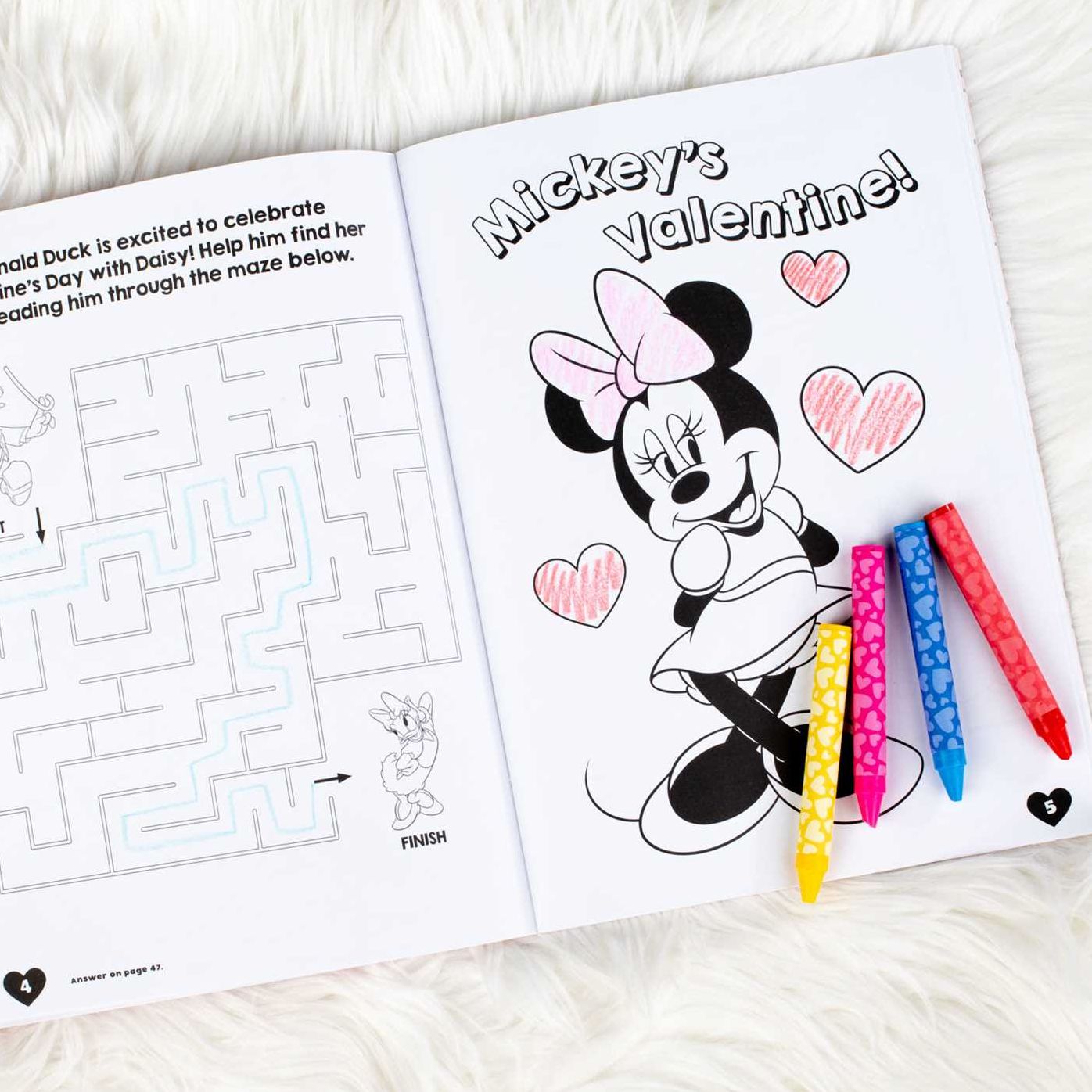 Disney Mickey Mouse: Happy Valentine's Day!