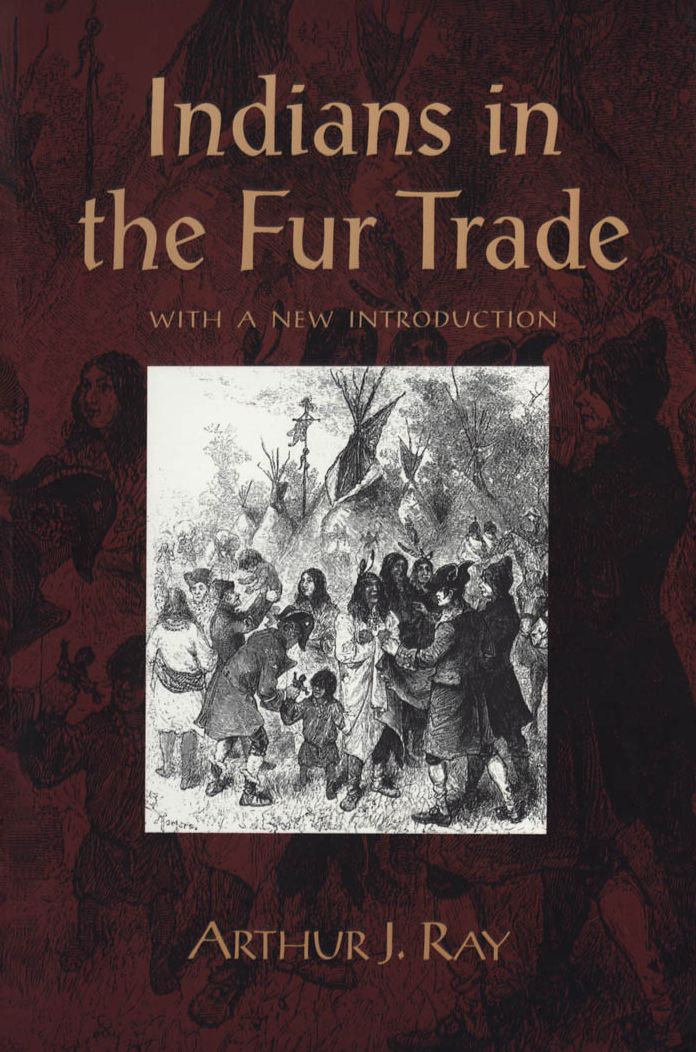 Indians in the Fur Trade: Their Roles as Trappers,Hunters,and Middlemen in the Lands Southwest of Hudson Bay,1660-1870